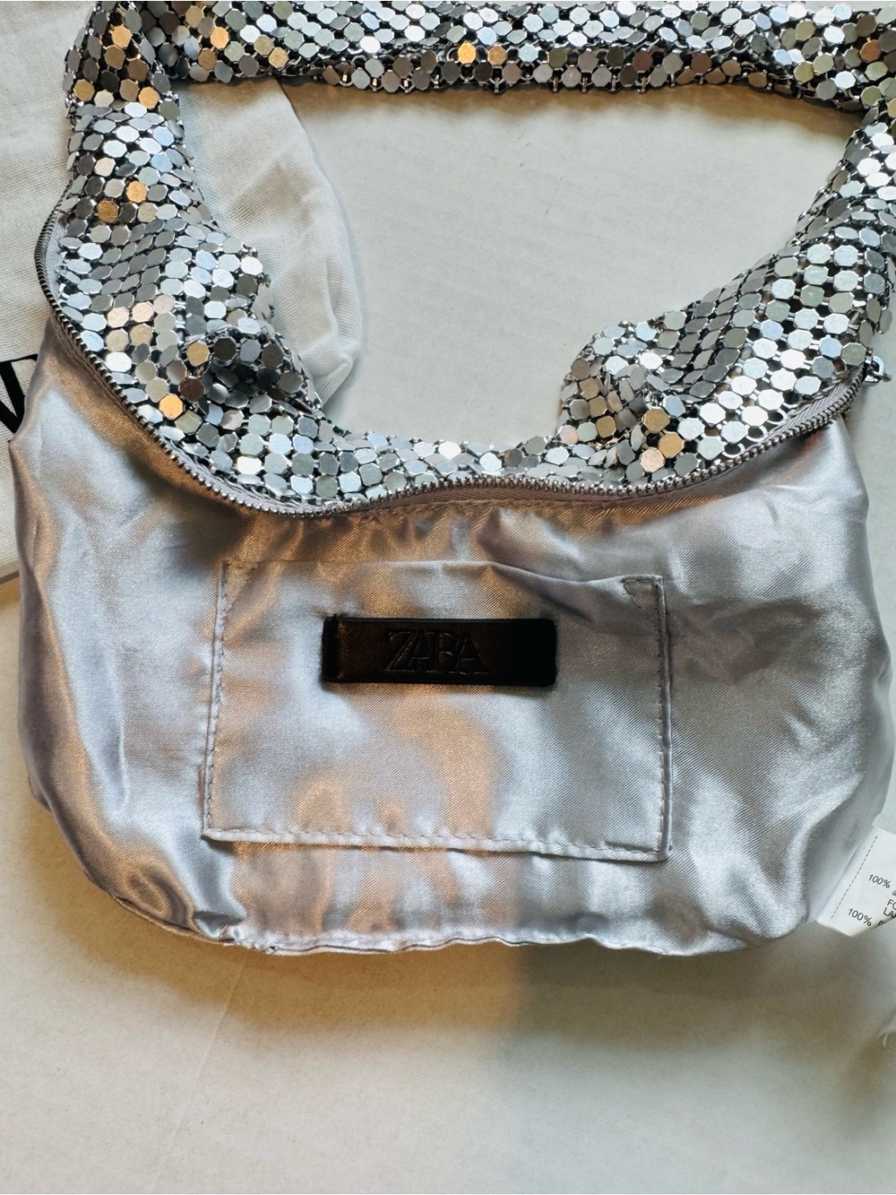 ZARA
Metallic Mesh Shoulder Bag - Picture 9 of 9